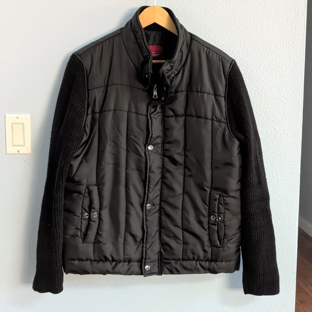 Zara Man Basic Black Quilted Puffer Jacket with Knit Sleeves